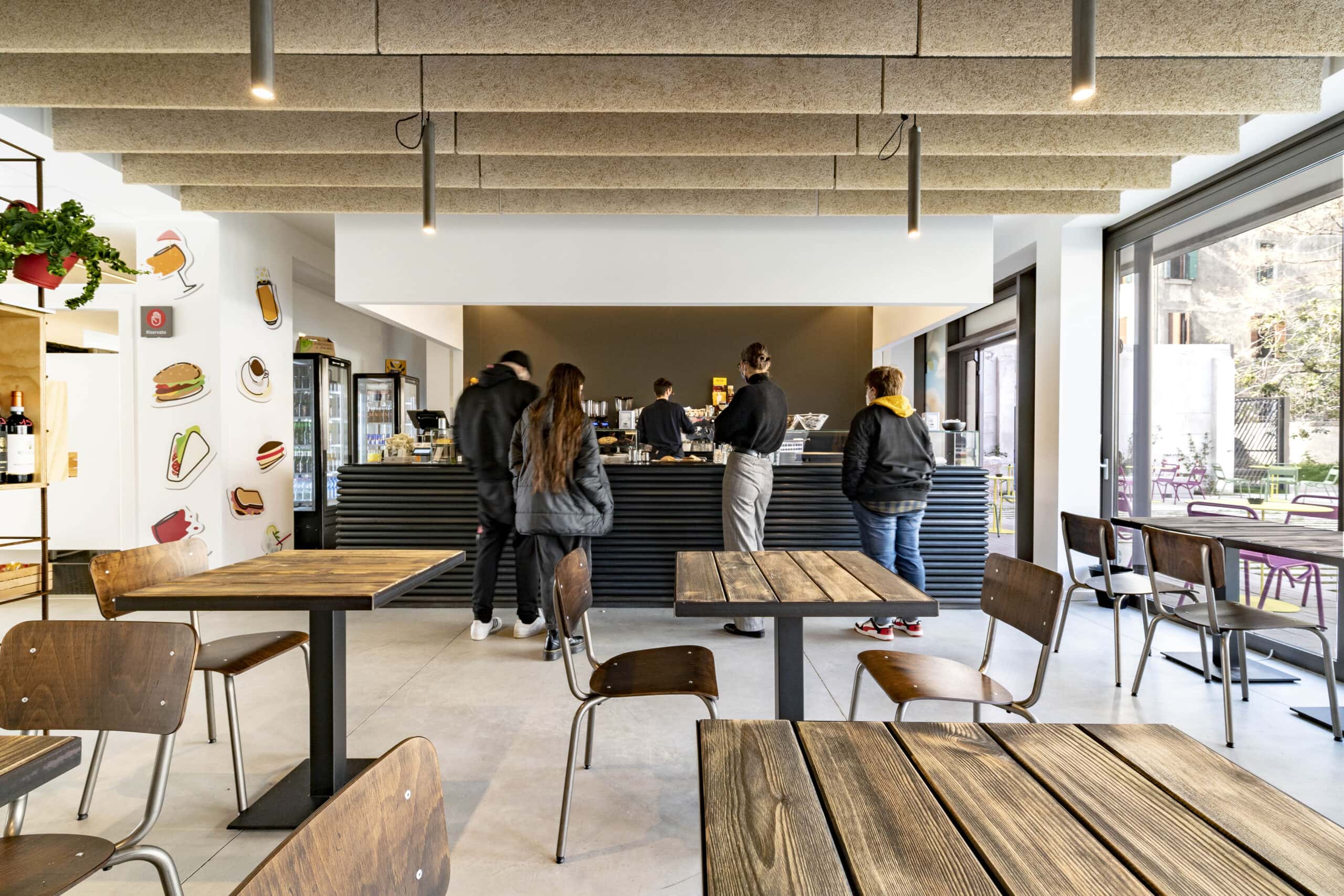 Humus Restaurant_5
